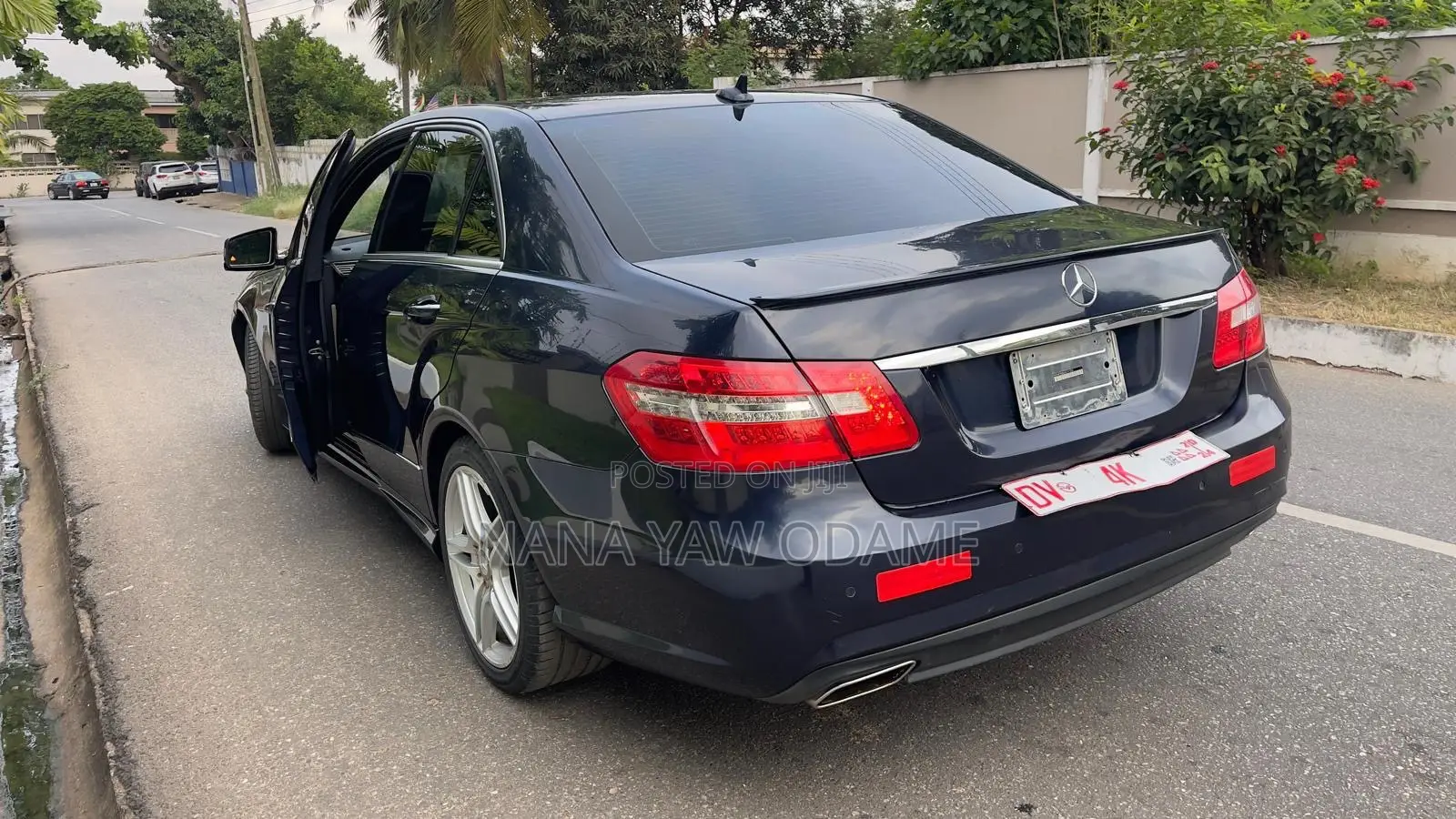Mercedes-Benz E350 Base 4Matic Sedan AWD (3.5L 6cyl 7A) 2013 Blue