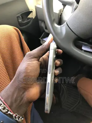 Apple iPhone 15 Pro 128 GB Silver