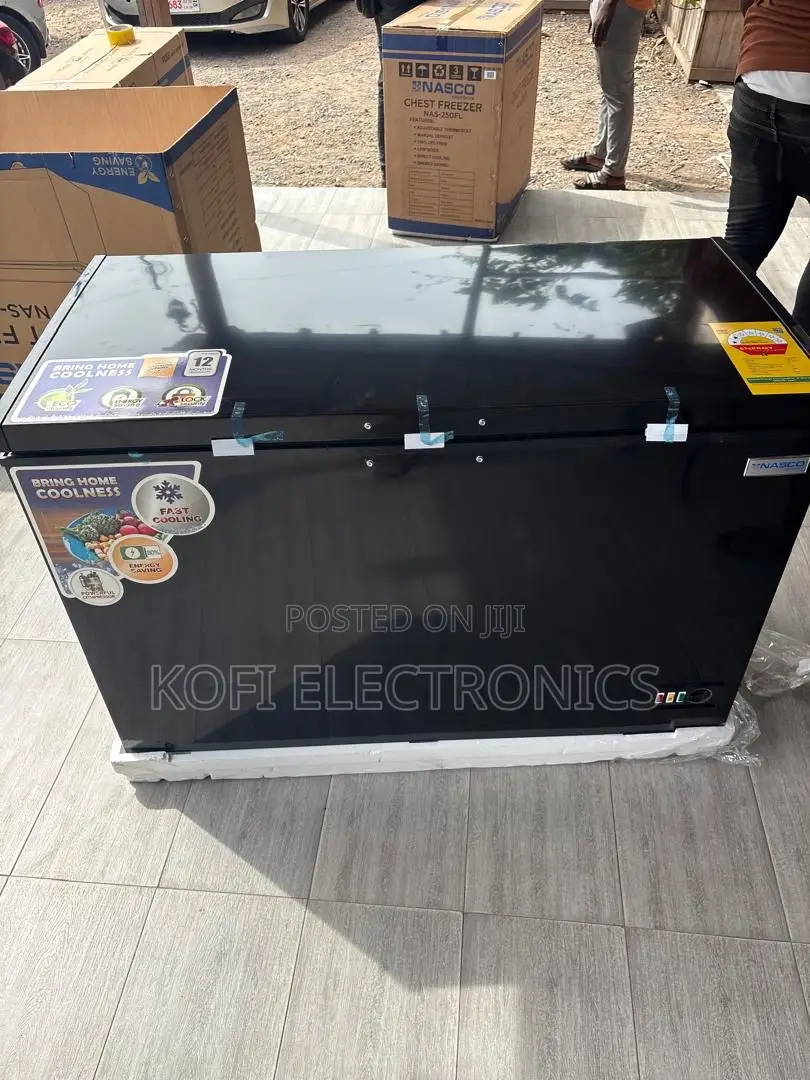 Nasco 400l Durable Chest Freezer Black Series