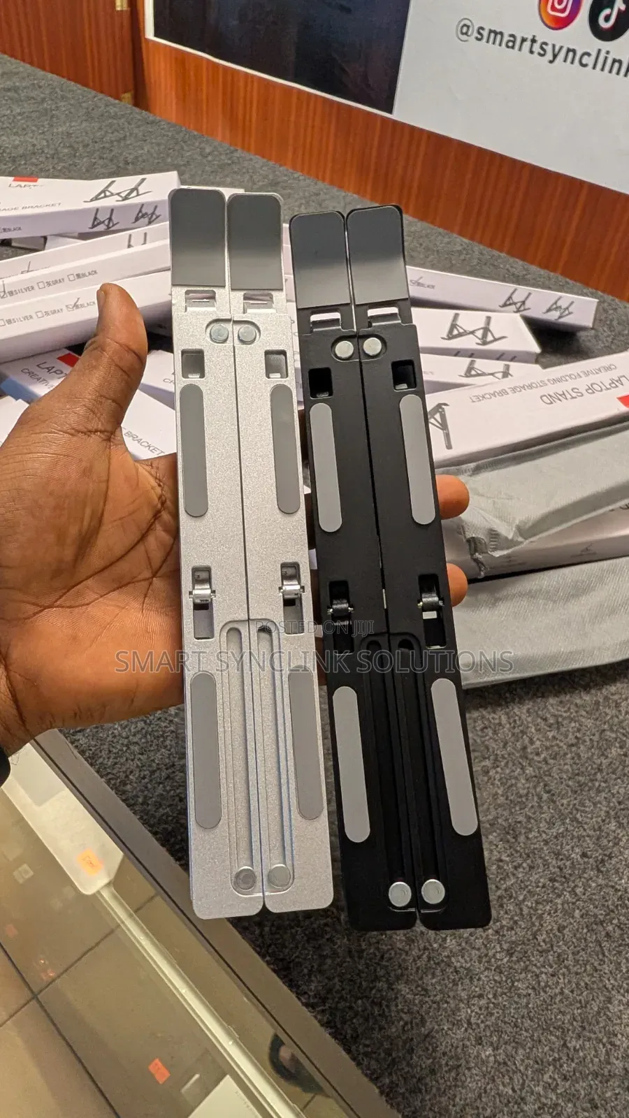 Metallic Laptop Laptop Available in Large Quantity