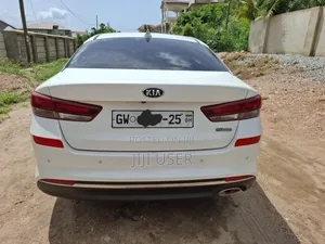 Kia K5 2016 White