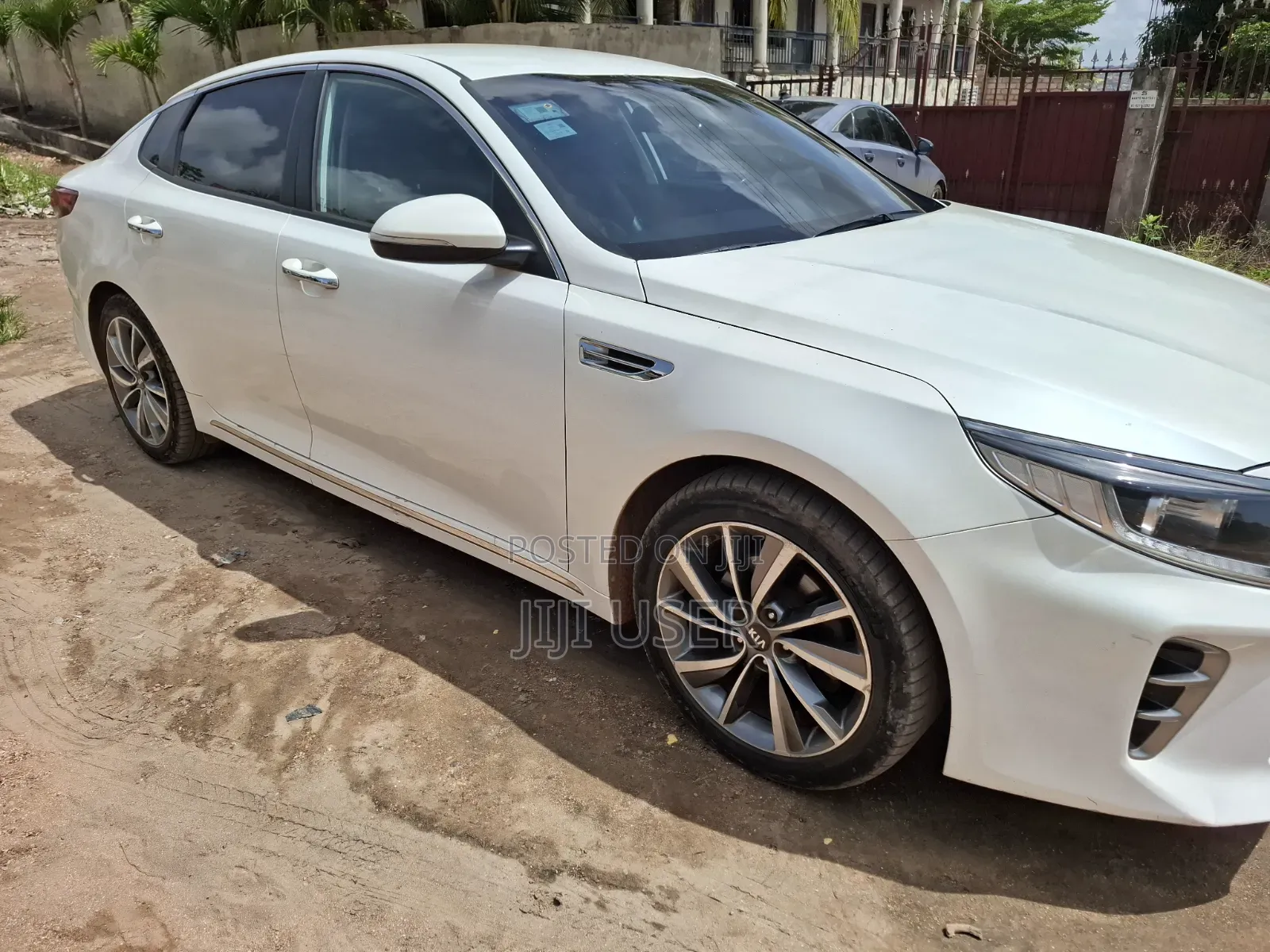 Kia K5 2016 White