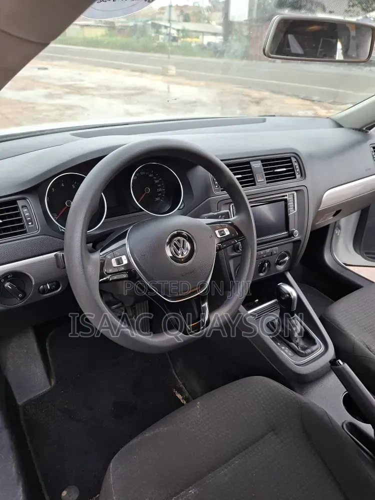 Volkswagen Jetta 1.4T S 2017 White