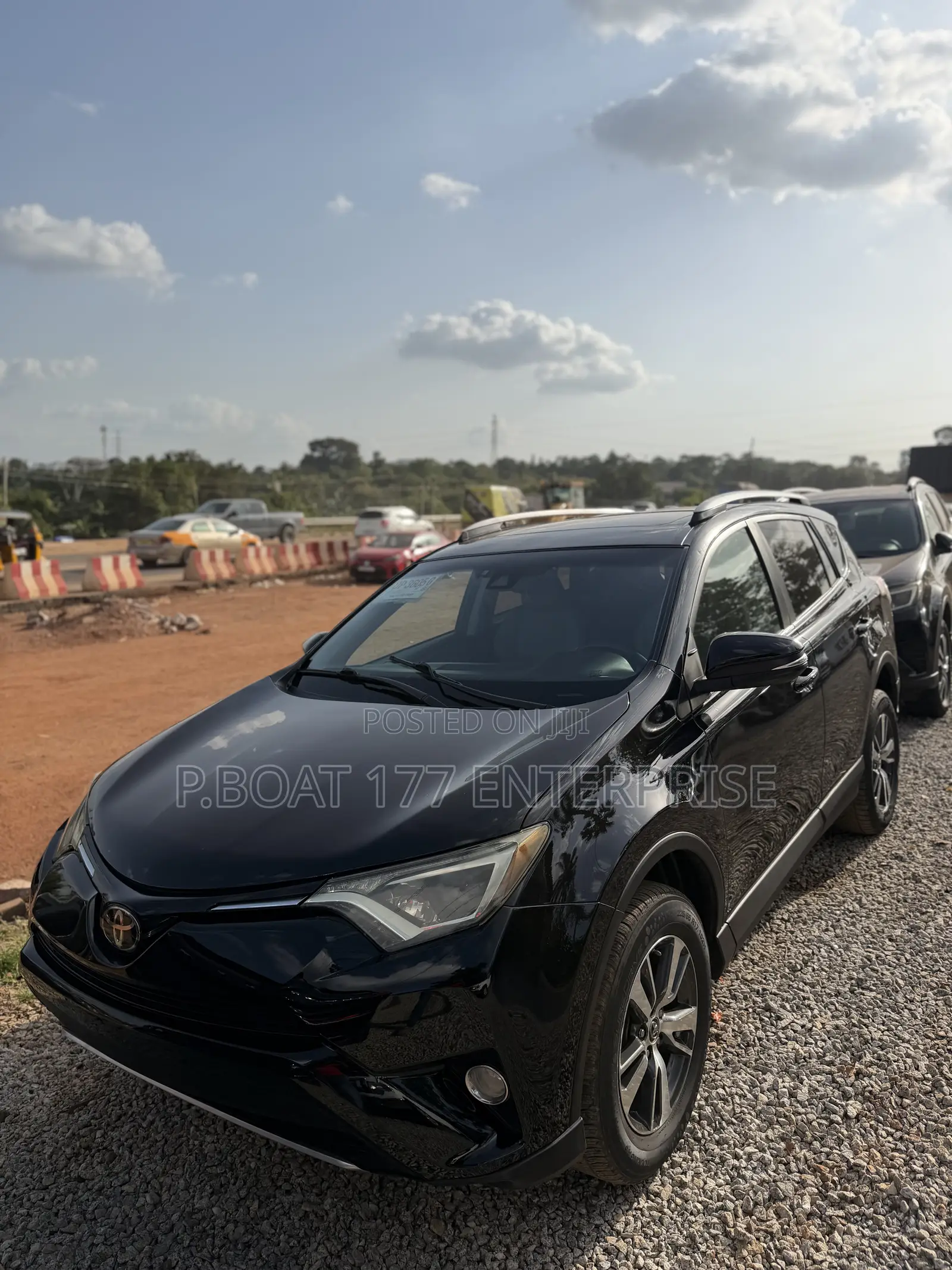 Toyota RAV4 XLE 4dr SUV (2.5L 4cyl 6A) 2018 Black