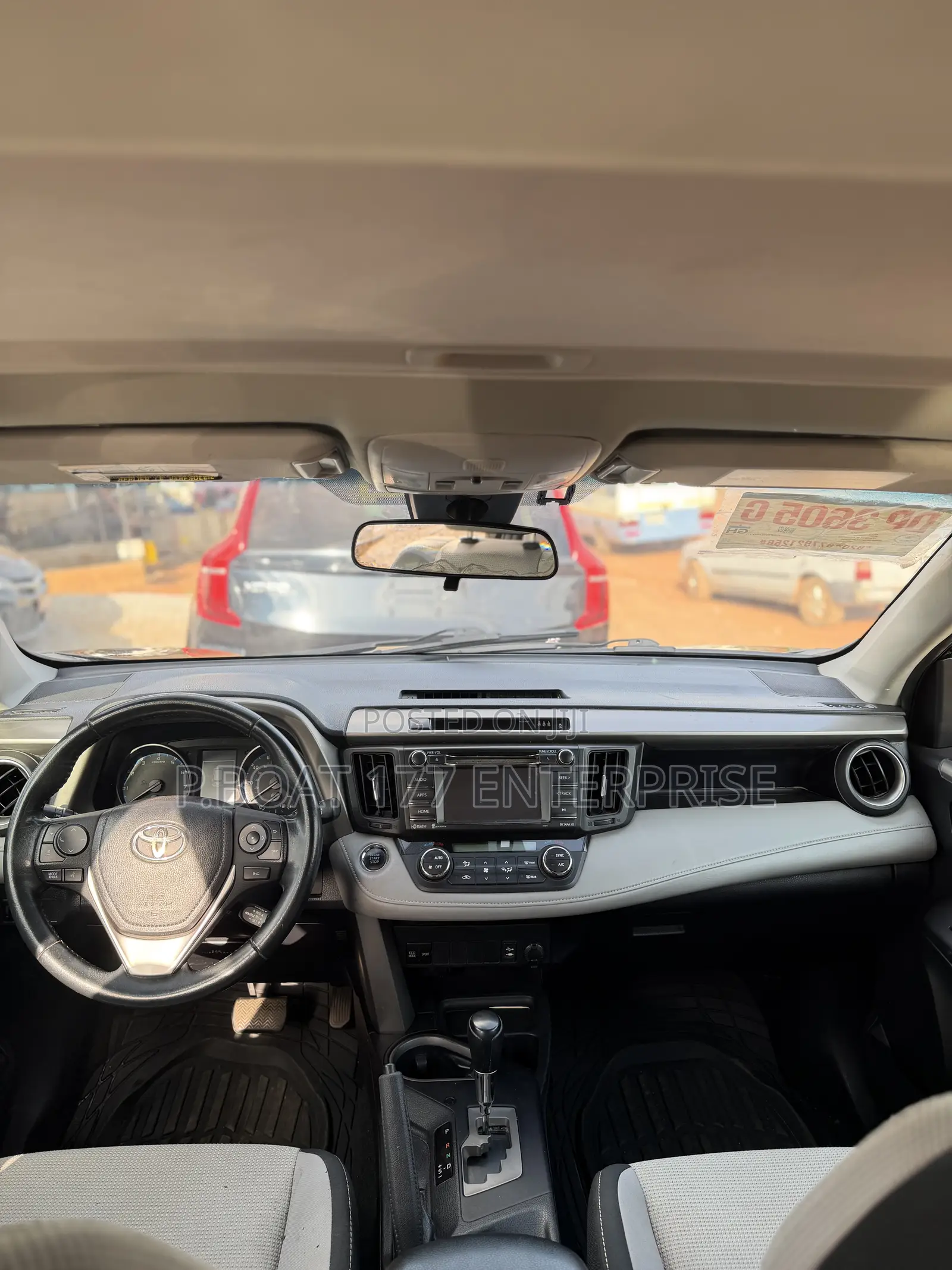 Toyota RAV4 XLE 4dr SUV (2.5L 4cyl 6A) 2018 Black