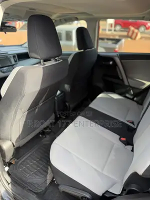 Toyota RAV4 XLE 4dr SUV (2.5L 4cyl 6A) 2018 Black