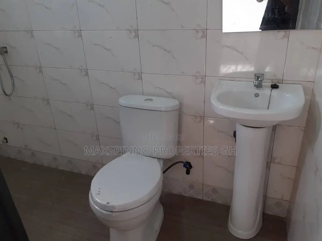 2bdrm Apartment in Maxspinno Properties, Nmai-Dzorn for rent