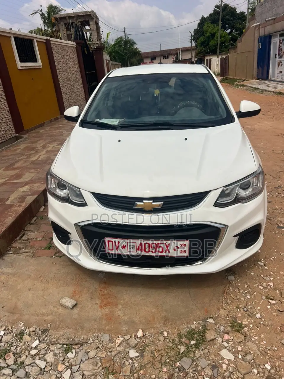 Chevrolet Sonic 2018 White