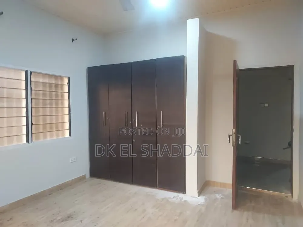 3bdrm Apartment in Pokuase for rent