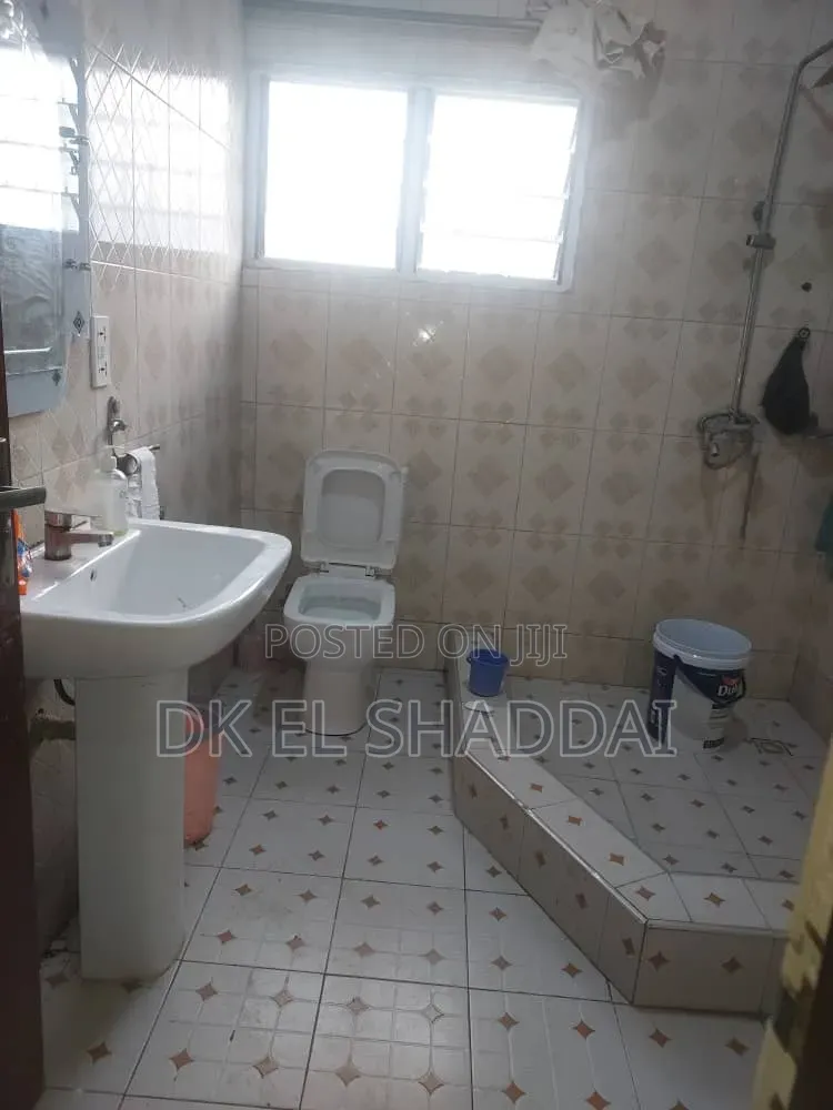 3bdrm Apartment in Pokuase for rent