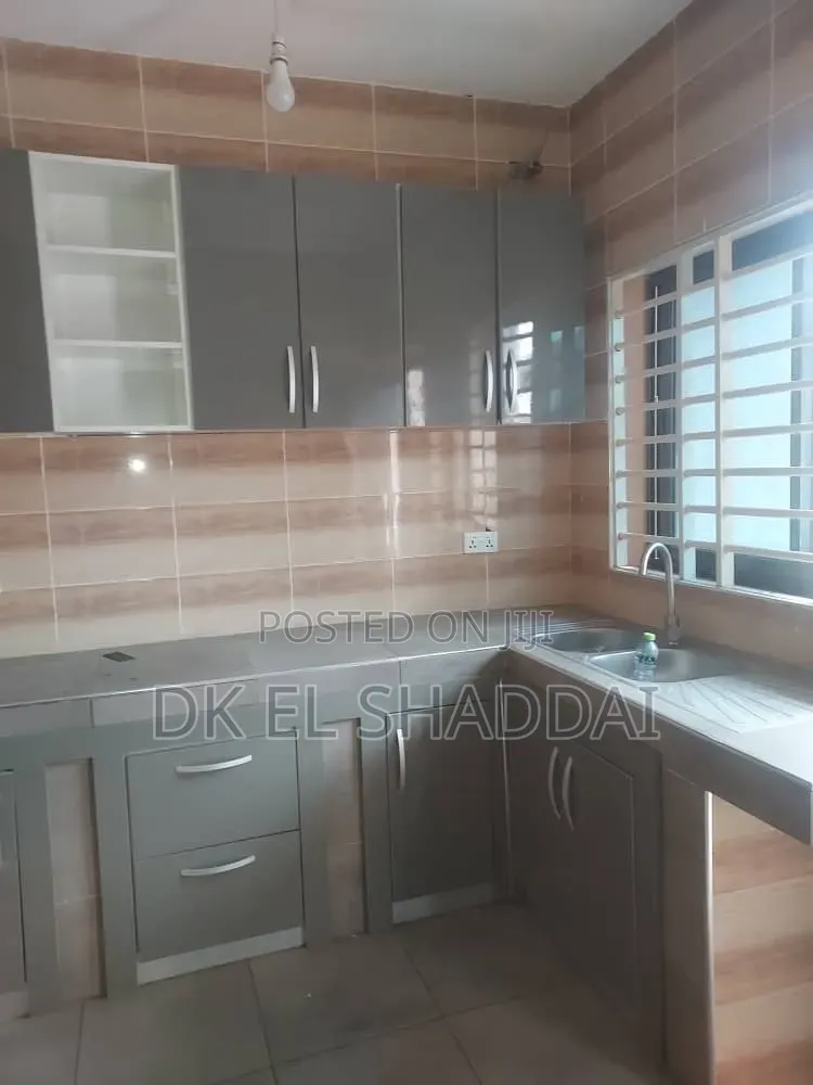 3bdrm Apartment in Pokuase for rent