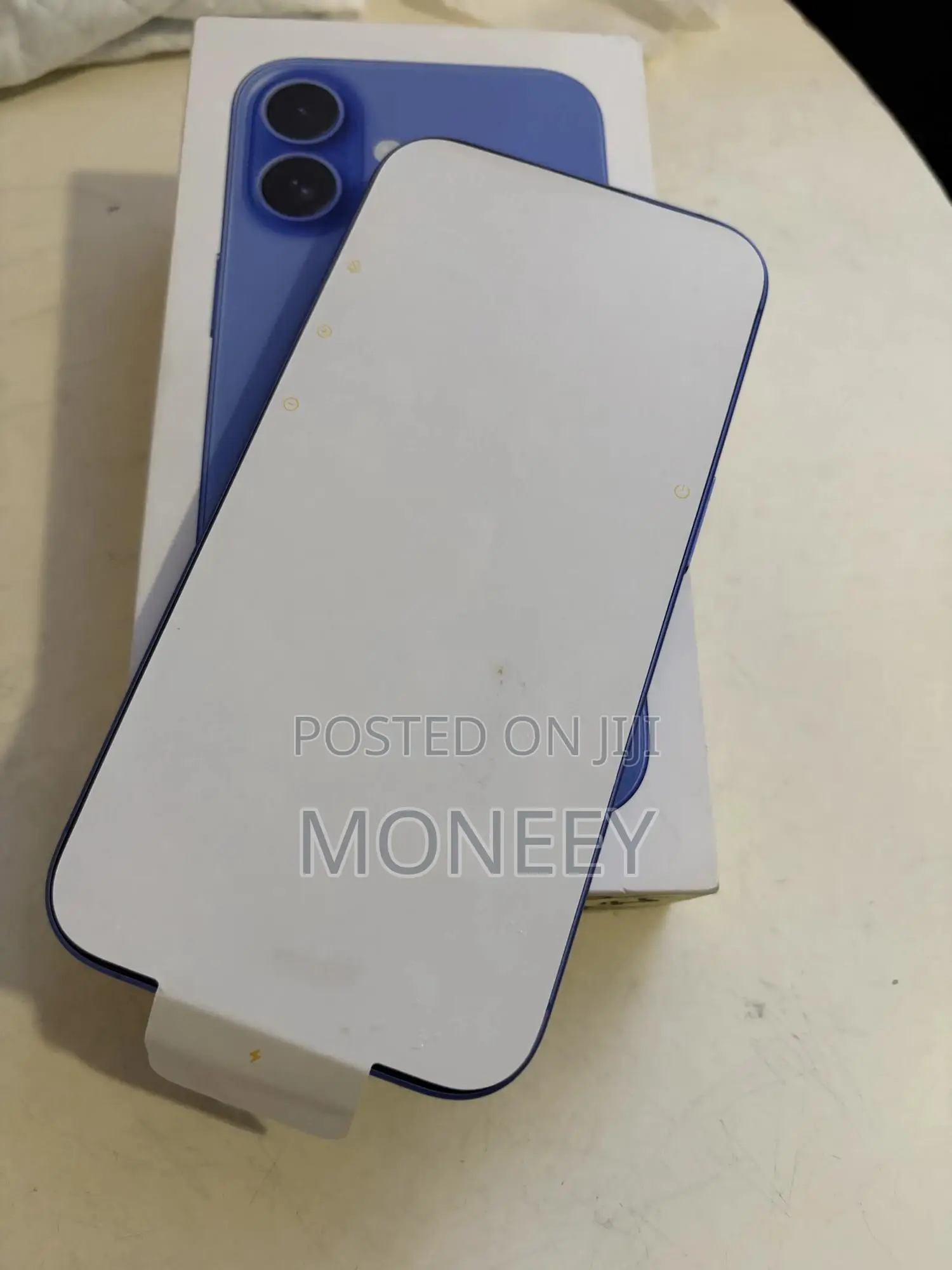 New Apple iPhone 16 128 GB Blue
