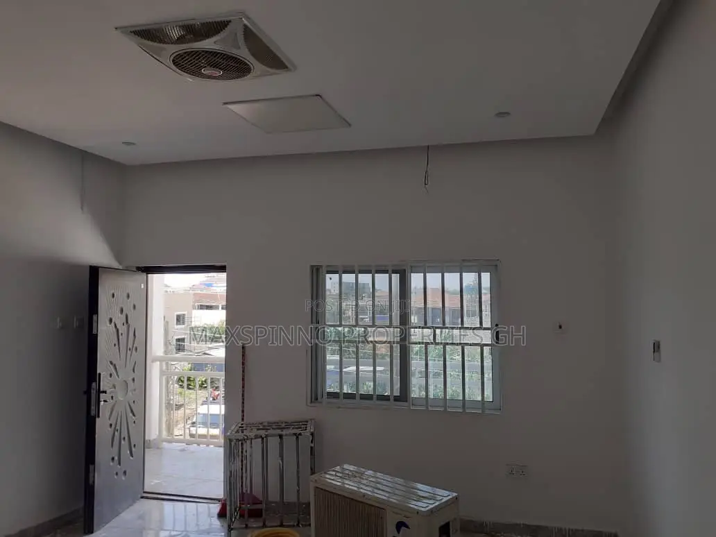1bdrm Apartment in Maxspinno Properties, School Junction for rent