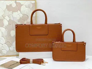Quality Ladies 2 in 1 Leather Handbags Available