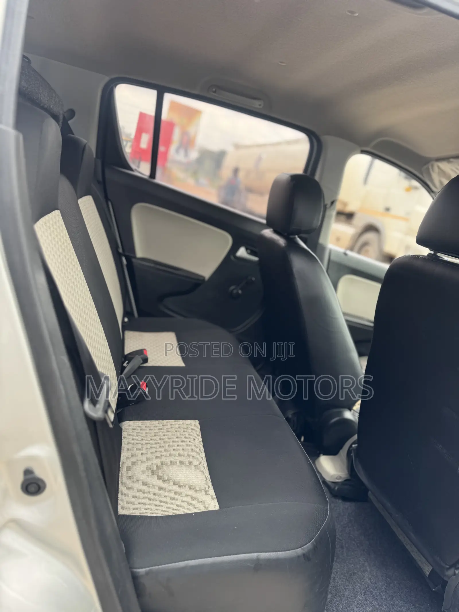 Suzuki Alto 2022 Gray
