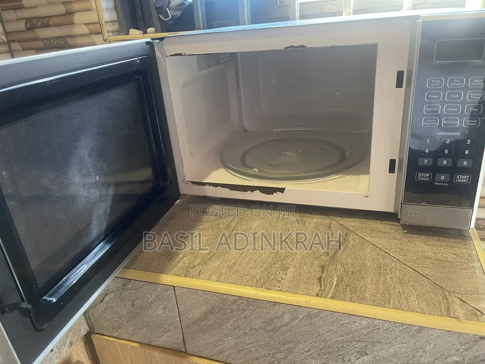 Hissense Digital Microwave
