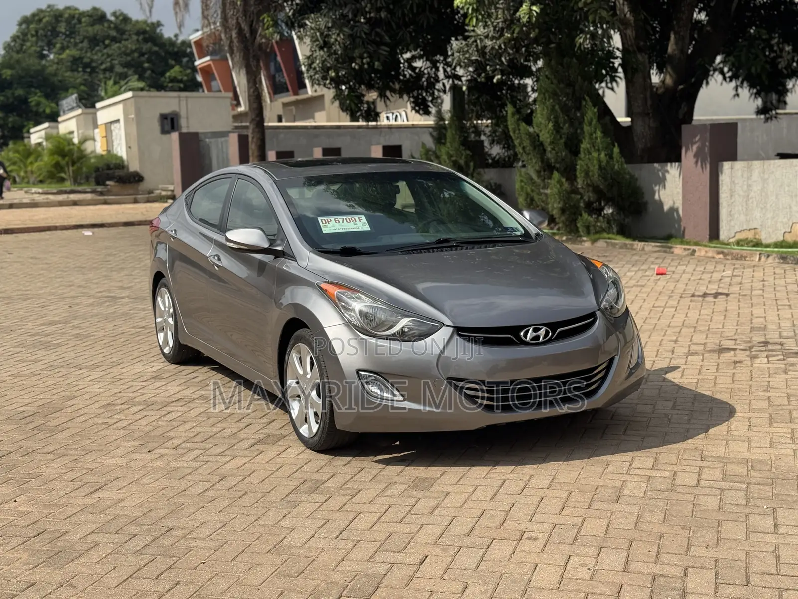Hyundai Elantra 2012 Gray