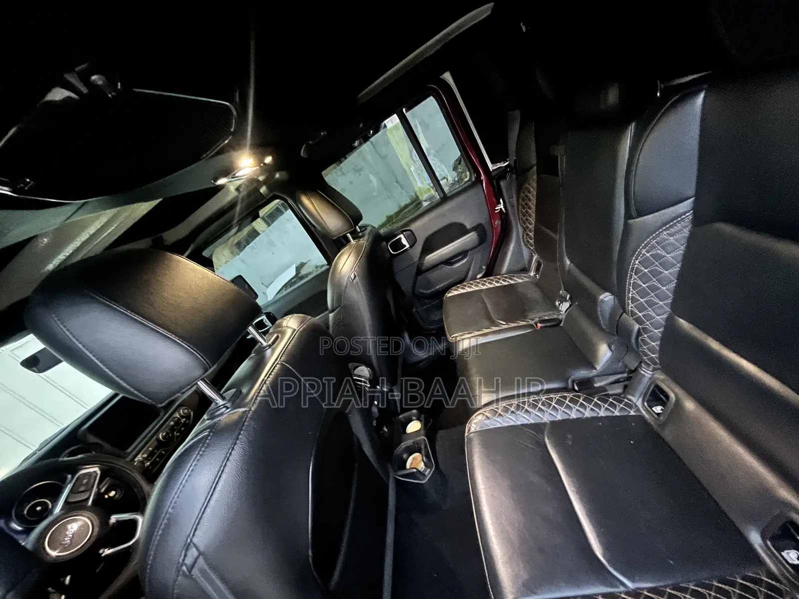 Jeep Wrangler 2021 Maroon