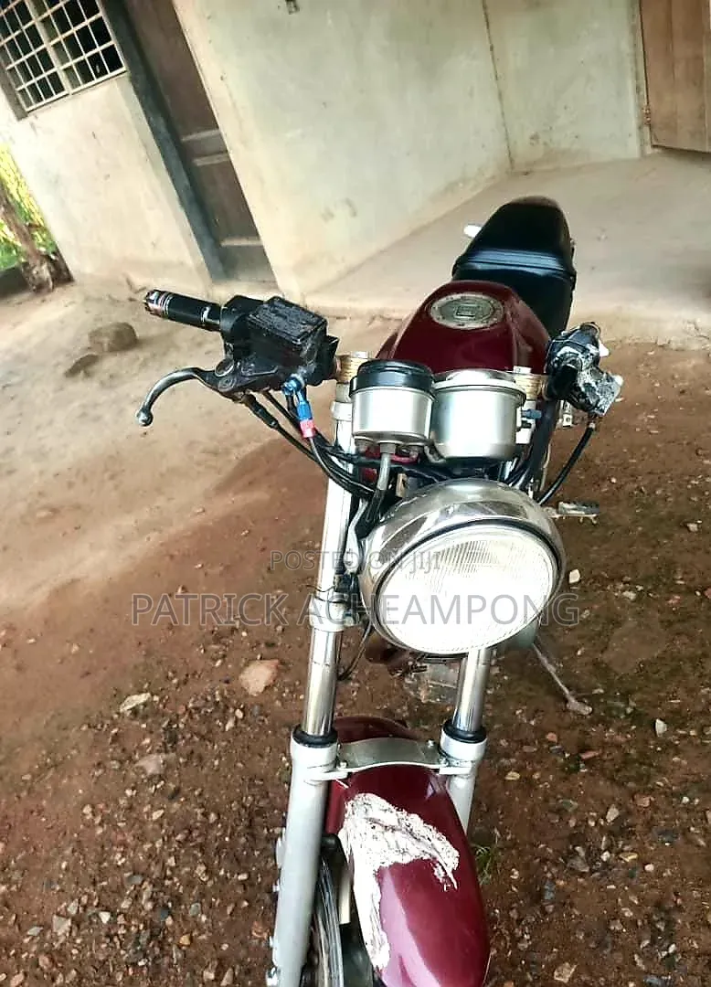 Yamaha 2017 Red