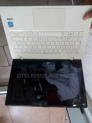 Laptop Asus X200CA 4GB Intel HDD 500GB