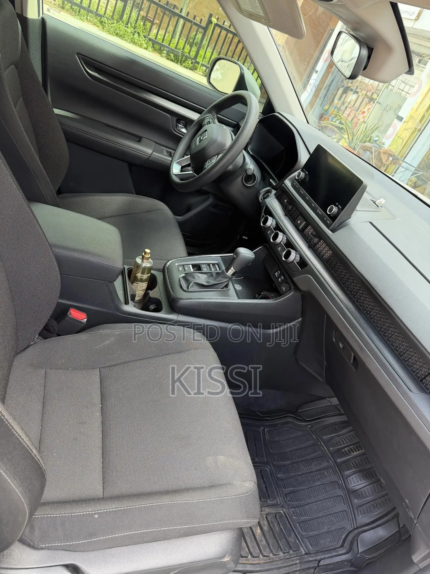 Honda CR-V LX AWD 2024 White