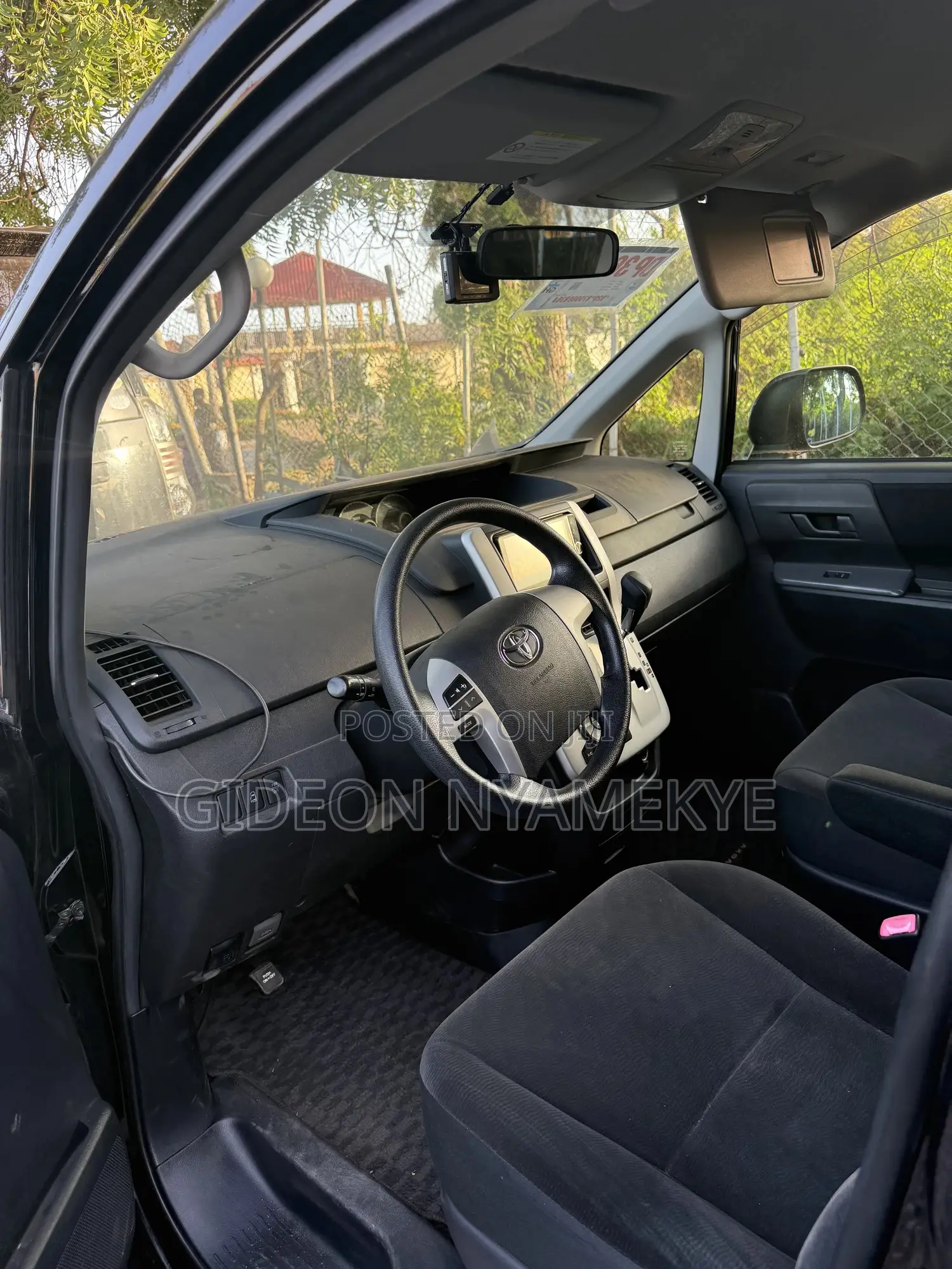 Toyota Voxy 2012 Black