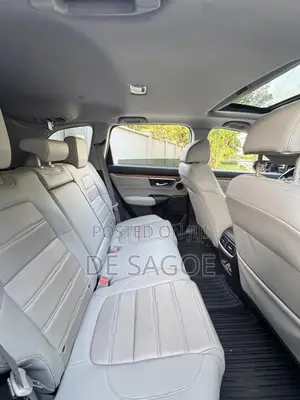Honda CR-V Touring 4dr SUV AWD (1.5L 4cyl CVT) 2017 Gray