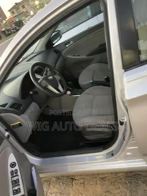 Hyundai Accent SE Sedan 2016 Silver