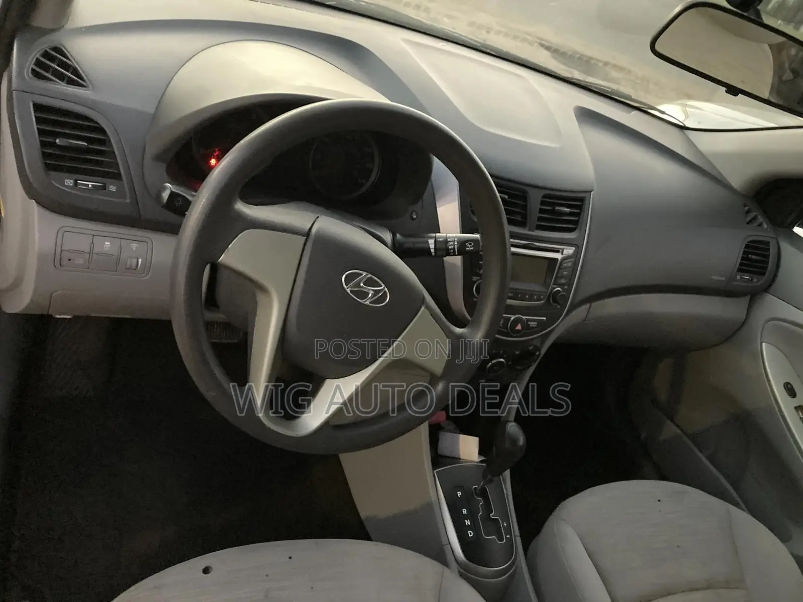 Hyundai Accent SE Sedan 2016 Silver