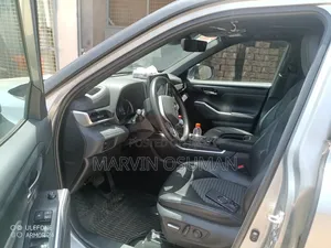 Toyota Highlander XSE 2022 Silver