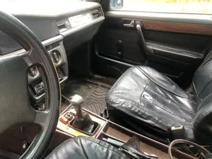 Mercedes-Benz 190 2001 Black