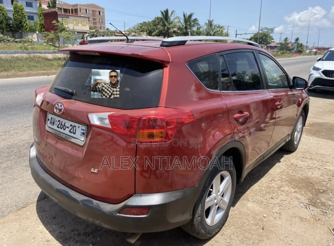 Toyota RAV4 2015 Red