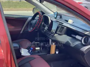 Toyota RAV4 2015 Red