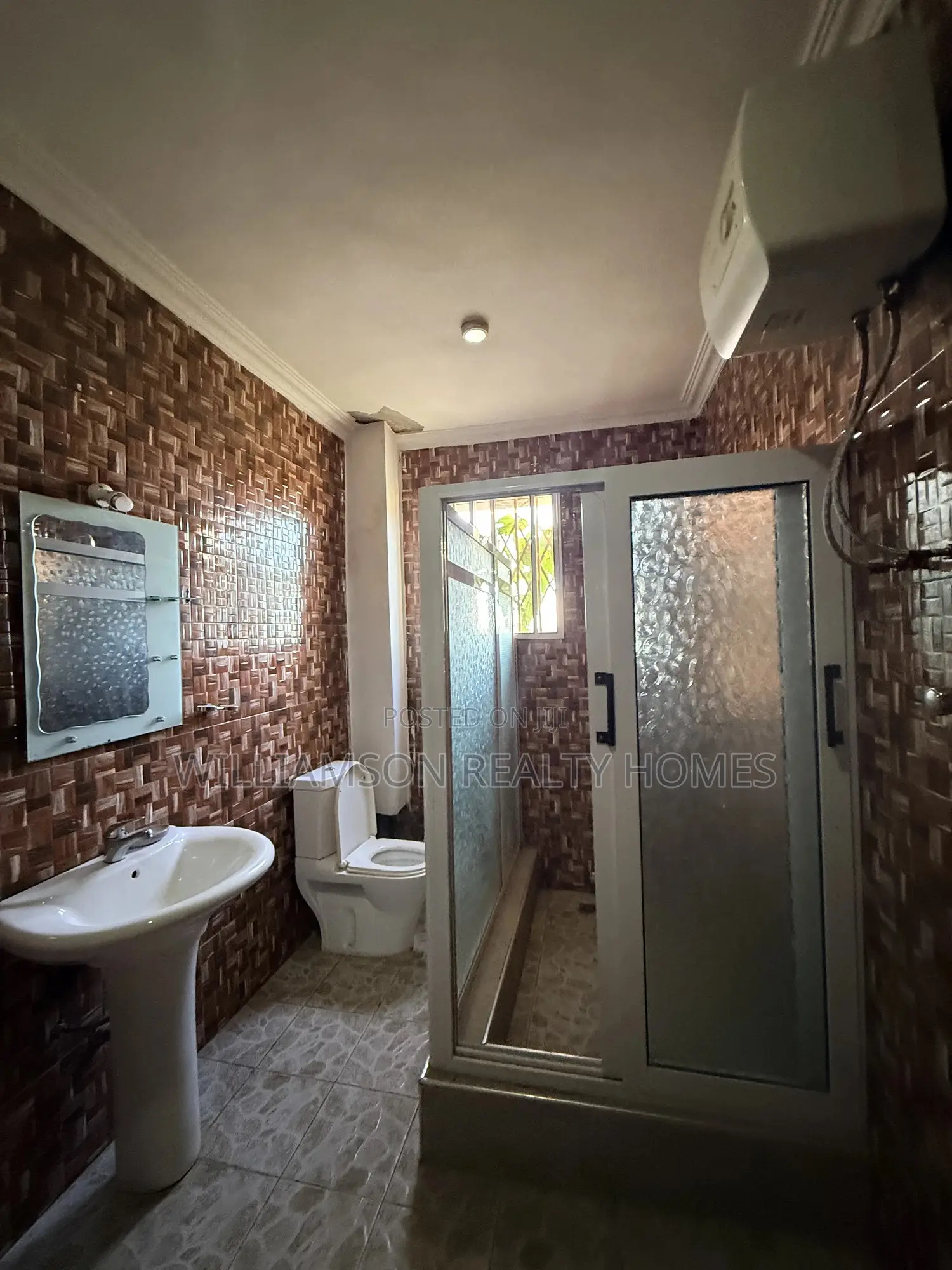 2bdrm Apartment in Sarkumonor Estate, Spintex for rent
