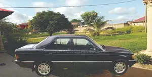Mercedes-Benz 190 2001 Black