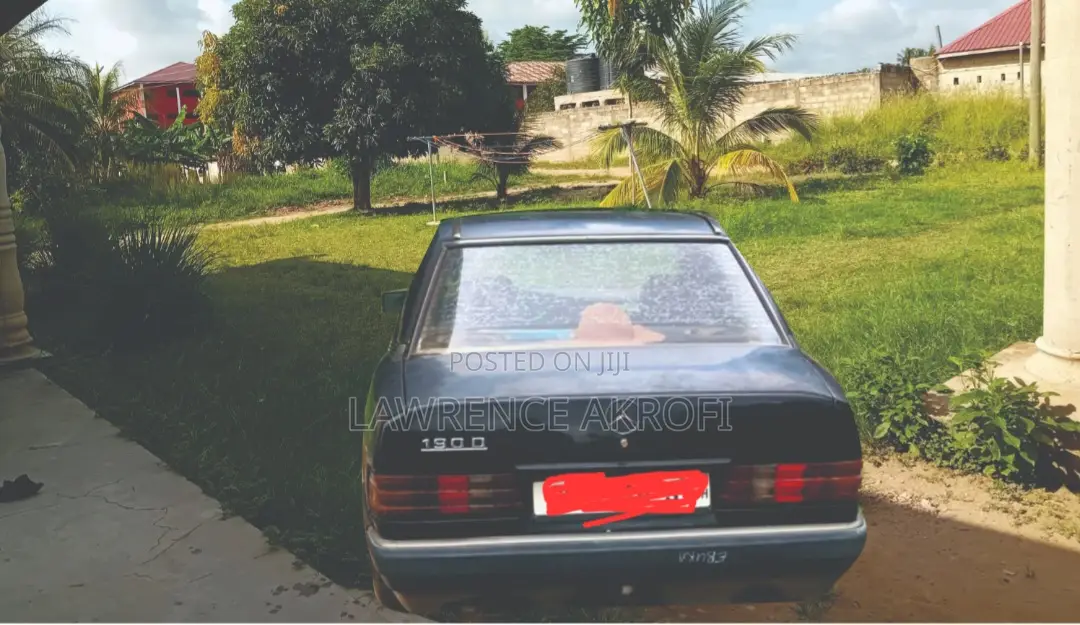 Mercedes-Benz 190 2001 Black