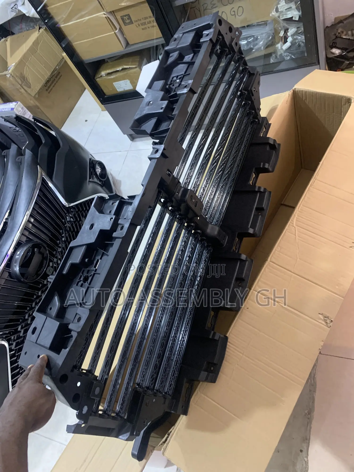 Ford F-150 Shutter Grille 2018,2019,2020