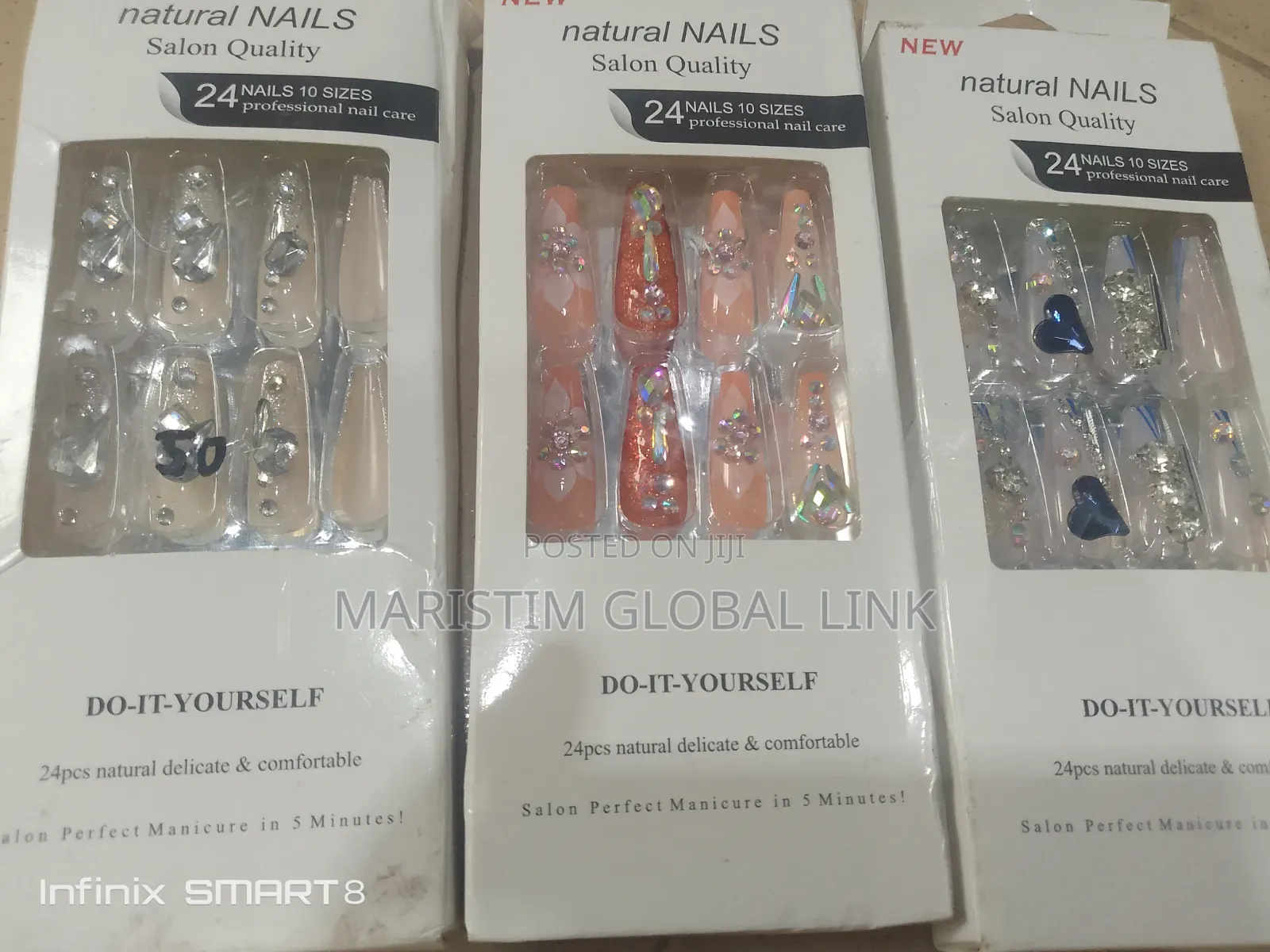 Do It Yourself Gel Nails (Stone Designed)