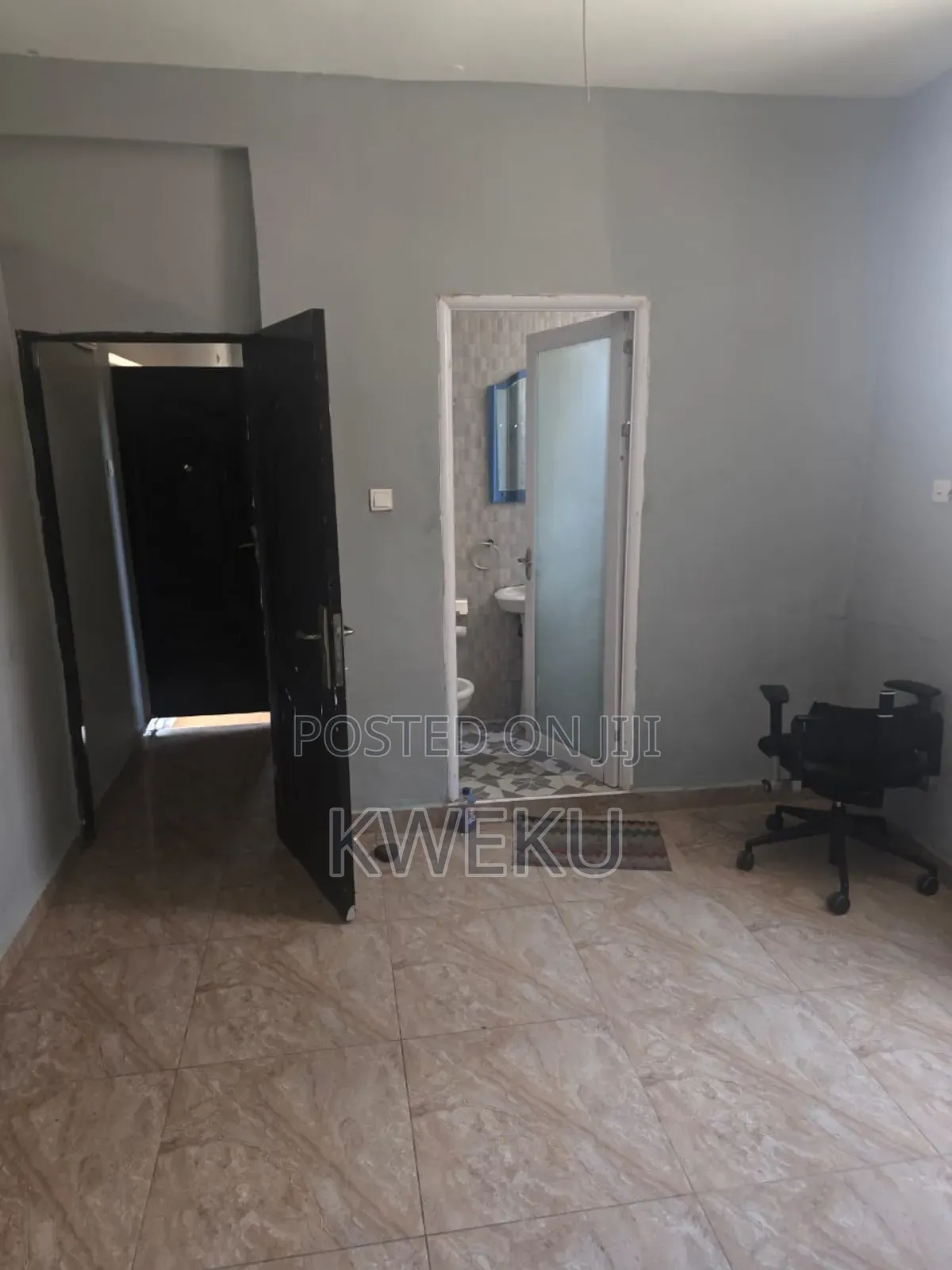 1bdrm Apartment in Spintex, Baatsona Total for rent