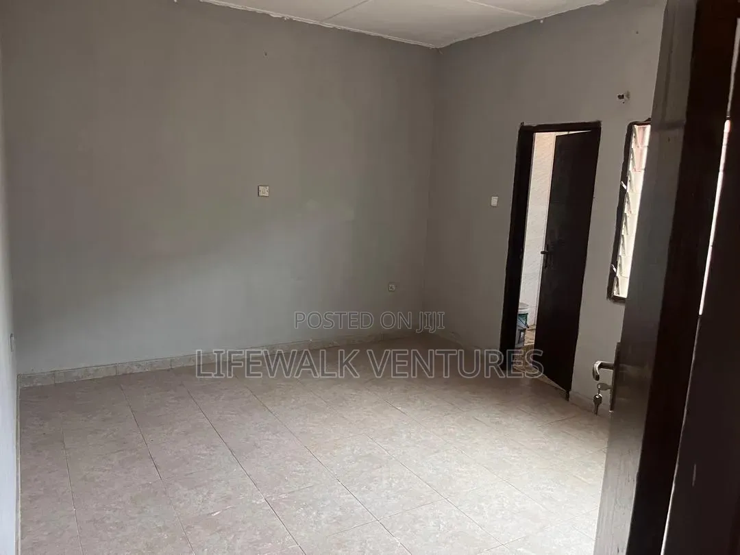 2bdrm House in Oyibi, Pentecost for rent