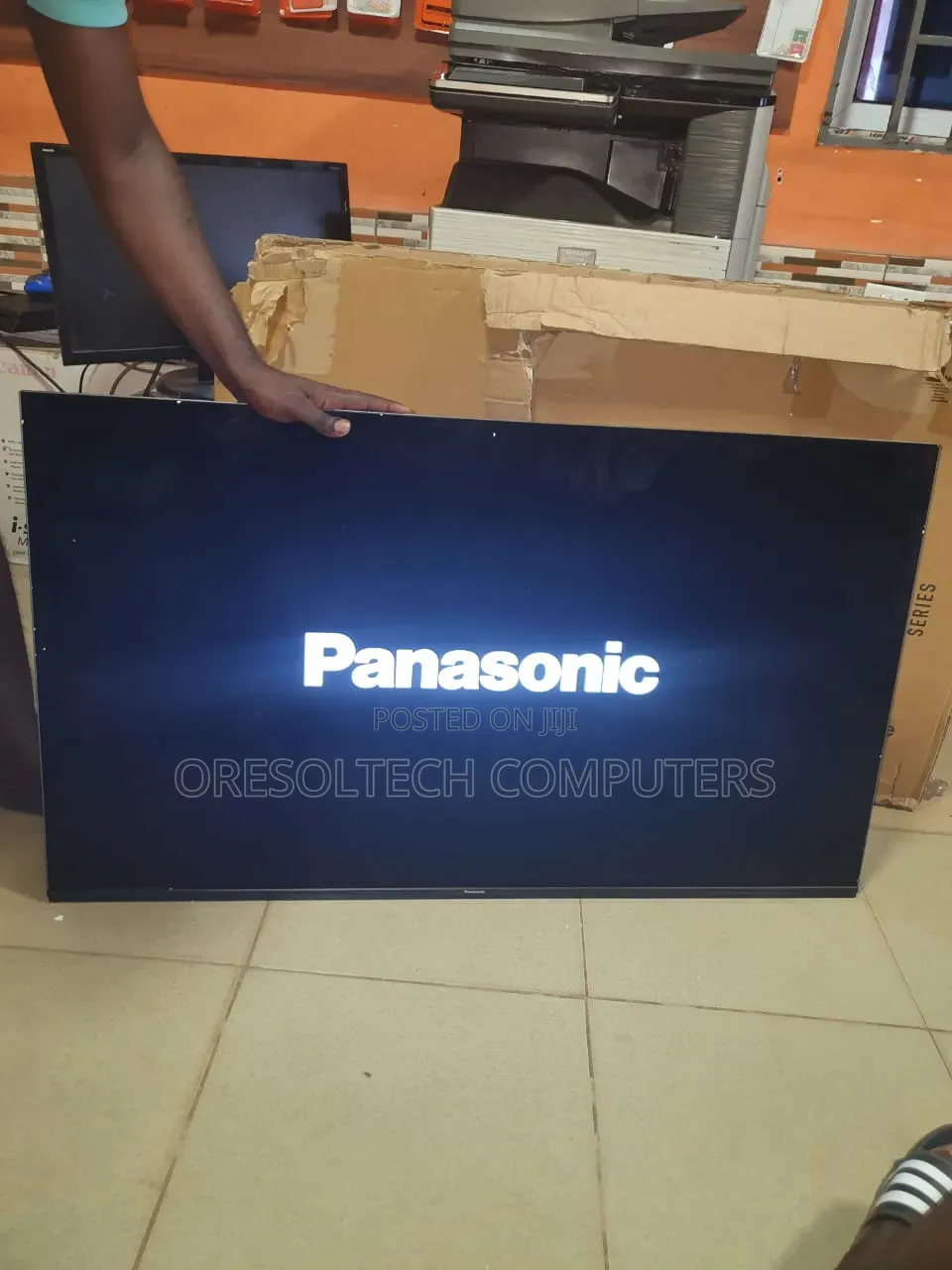 48" and 55" Ultra Hd Oled Panasonic Tv