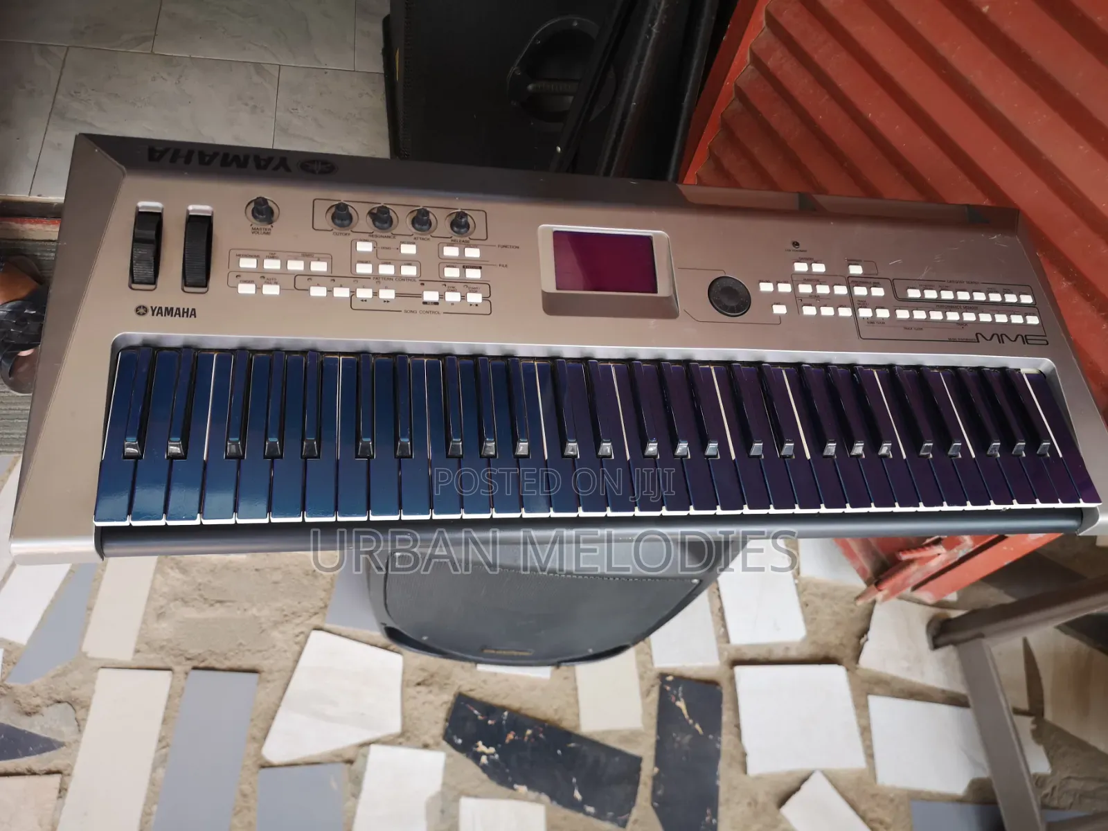 Yamaha Mm6 Synthesizer Keyboard