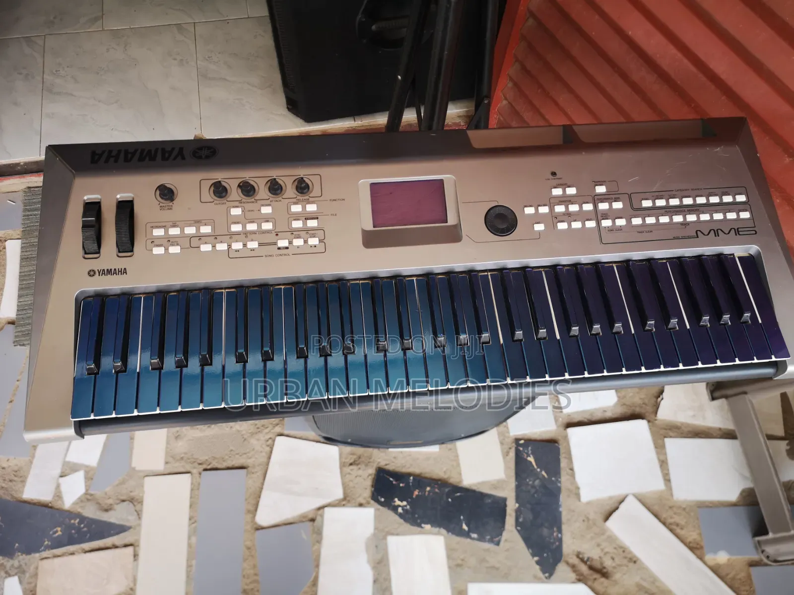 Yamaha Mm6 Synthesizer Keyboard