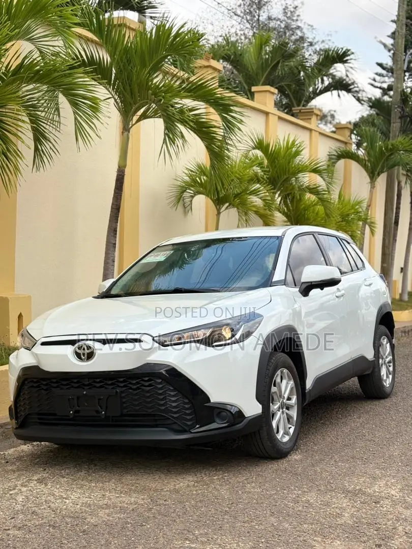 Toyota Frontlander 2.0 Petrol FWD 2025 White