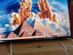 TCL 32" Smart Television – Sleek Design, Smart Performance
