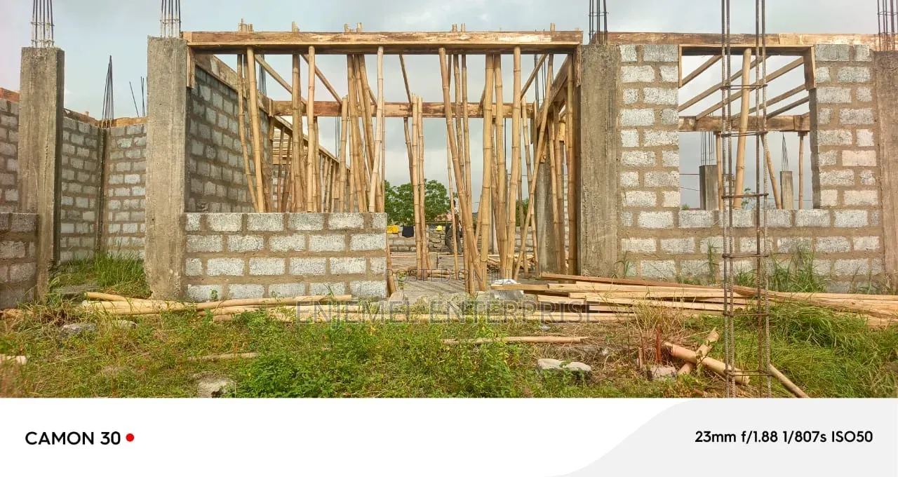 Slabs/Flow Formwork/Retaining Wall