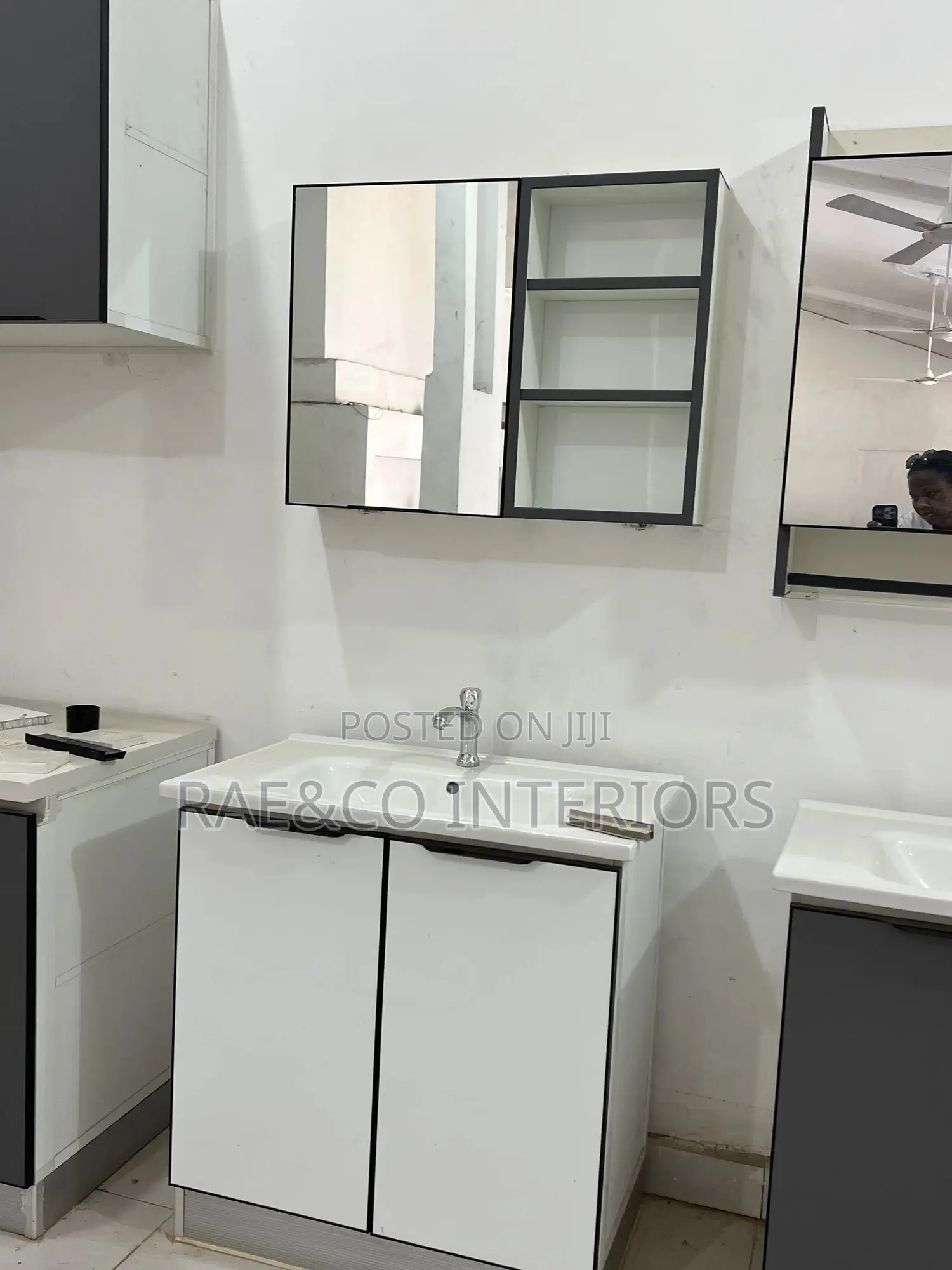 High-Quality Aluminum Cabinet | Moisture Resistant