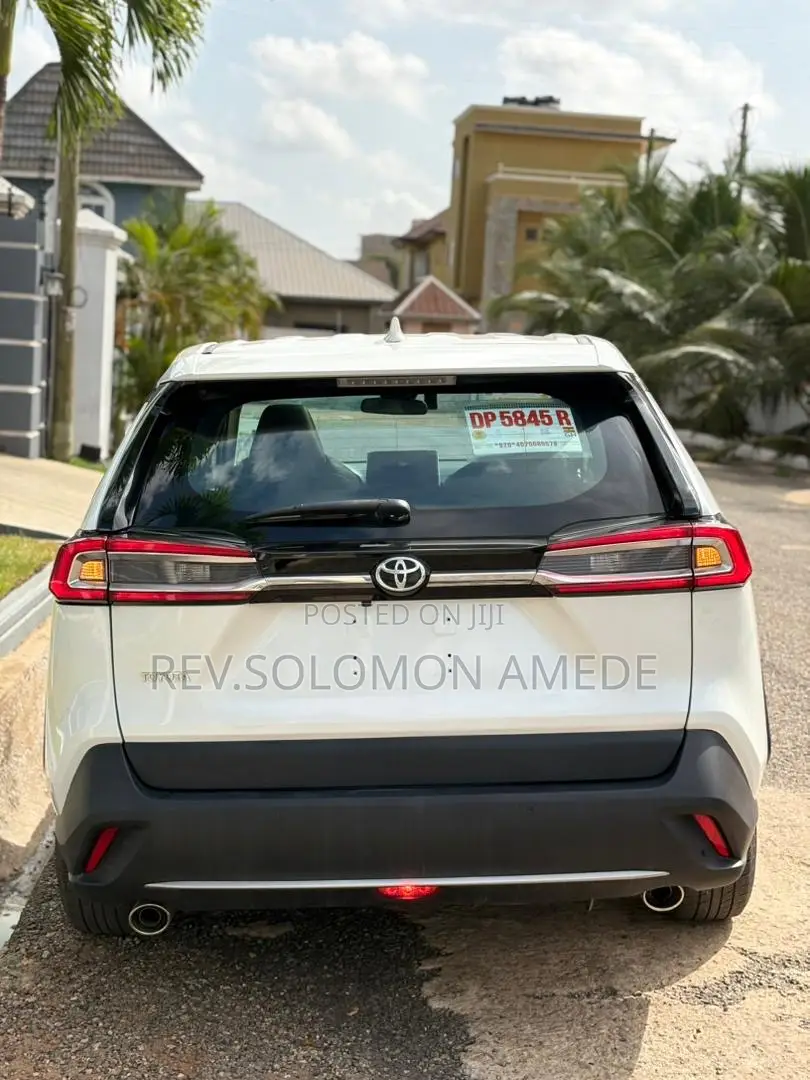 Toyota RAV4 Adventure 2022 White