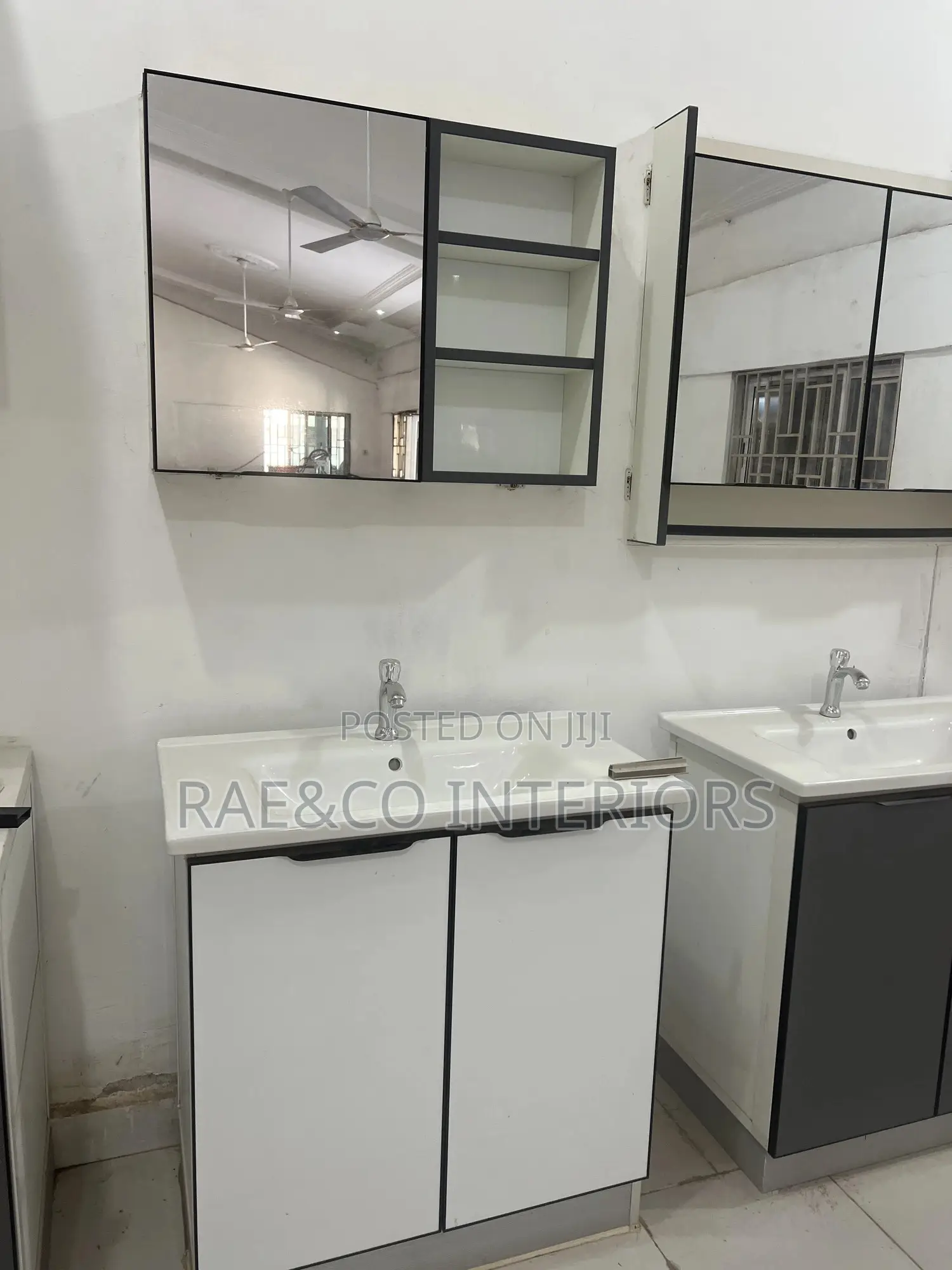 High-Quality Aluminum Cabinet | Moisture Resistant
