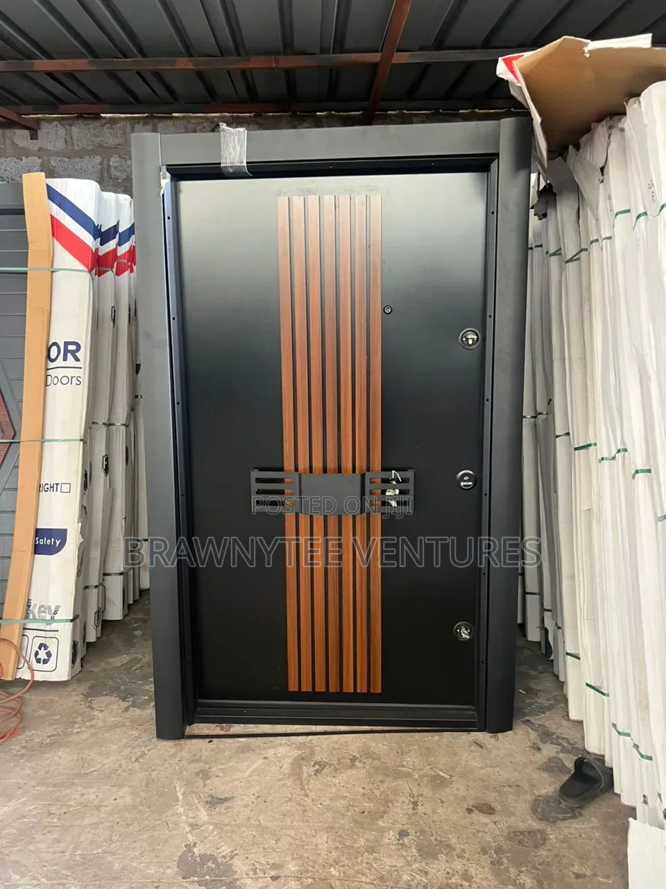 Brawnytee Alucuboard S. Door